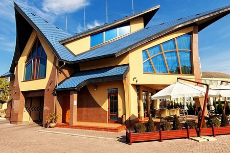 Gallery 01